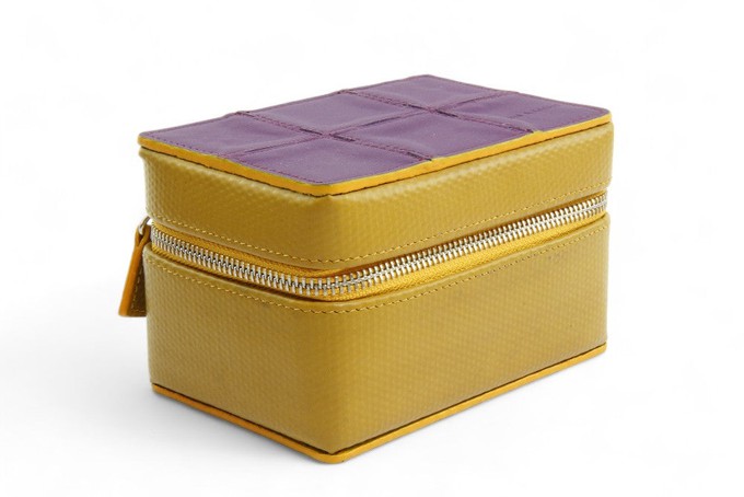 Large Box | Leather & Fire-hose from Elvis & Kresse