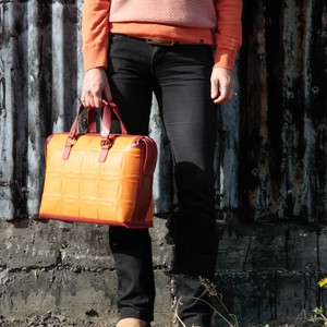 Metropolitan Bag | Leather & Fire-hose from Elvis & Kresse