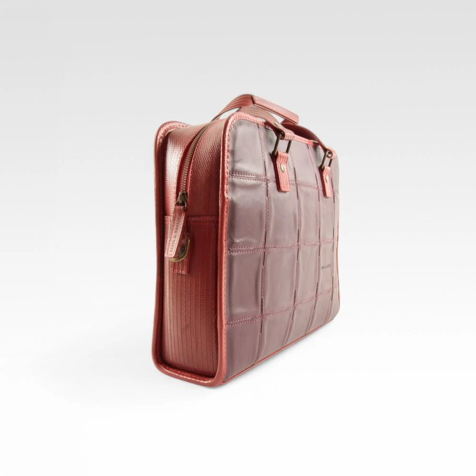 Compact Briefcase | Leather & Fire-hose from Elvis & Kresse