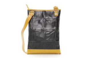 Reporter Bag | Leather & Fire-hose from Elvis & Kresse