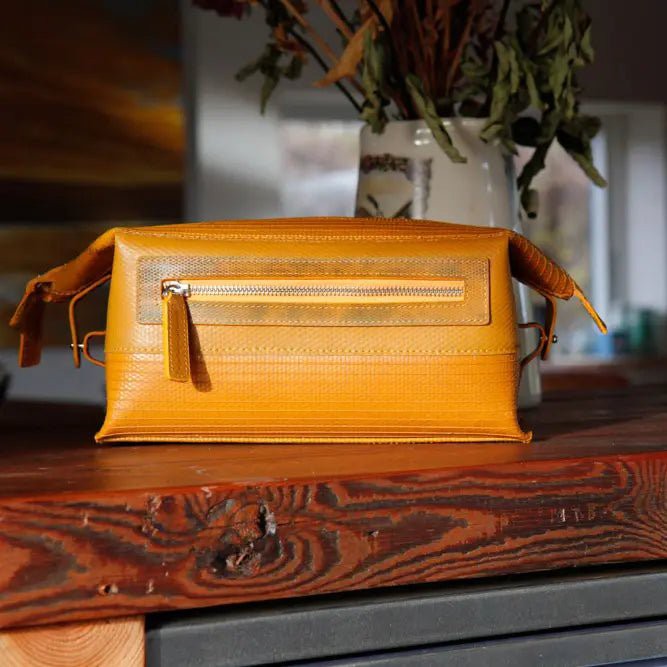 Large Washbag | Fire-hose from Elvis & Kresse