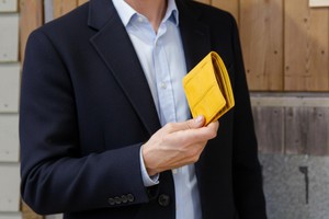 Billfold Wallet | Leather & Fire-hose from Elvis & Kresse