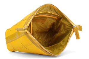 Cosmetics Case / Toiletry Bag | Leather & Fire-hose from Elvis & Kresse