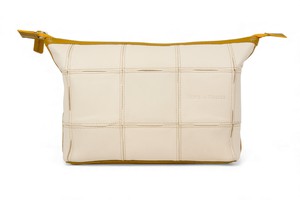 Cosmetics Case / Toiletry Bag | Leather & Fire-hose from Elvis & Kresse