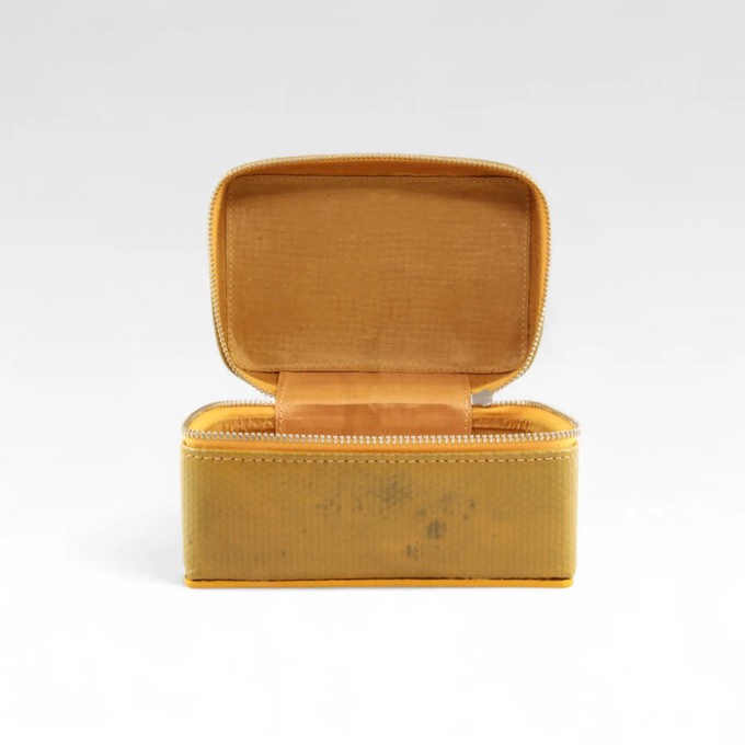 Large Box | Leather & Fire-hose from Elvis & Kresse