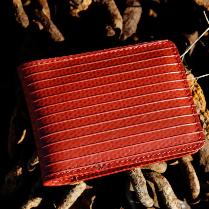 Double Cardholder | Fire-hose from Elvis & Kresse