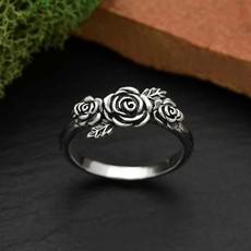 Silver ring roses from Fairy Positron