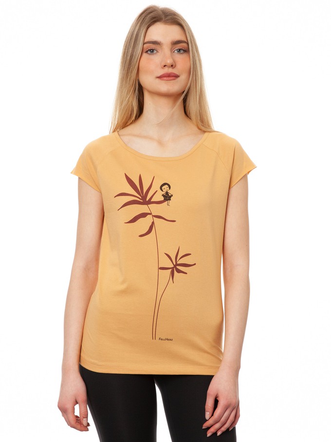 Reading Palm Girl Cap Sleeve clay from FellHerz T-Shirts - bio, fair & vegan