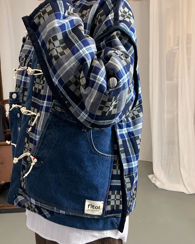 Our "BLUE STRIPES " UNISEX Reversible Blankets Made COAT - S/M/L from Fitolojio Workshop
