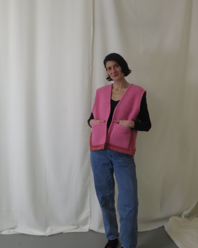 Our "PINK ROSE " Wool Blanket made VEST - M from Fitolojio Workshop