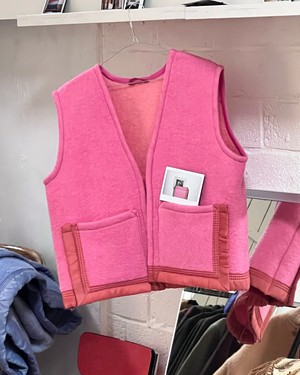 Our "PINK ROSE " Wool Blanket made VEST - M from Fitolojio Workshop