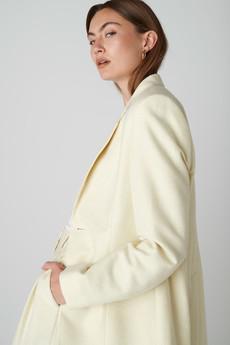 Janne Blazer - Golden Sand via Floria Collective