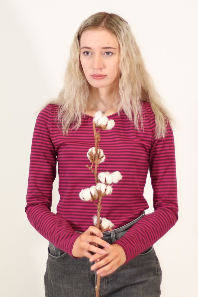 Organic long sleeve Ubu, berry / aubergine stripes from Frija Omina