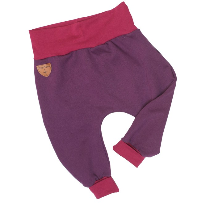 Sweat baggy trousers with growth adaption aubergine (red) from Frija Omina