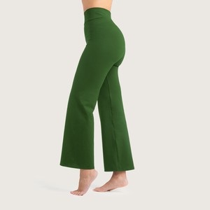 Yoga pants Relaxed Fit verde (green) from Frija Omina