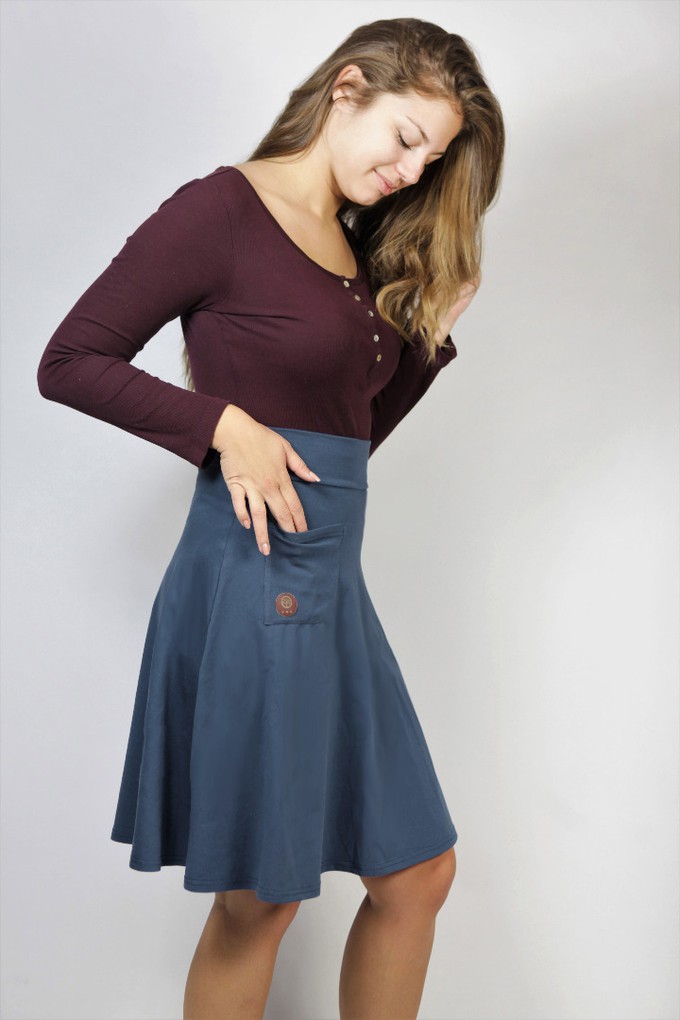 Organic skirt Welle lang, indico (blue) from Frija Omina