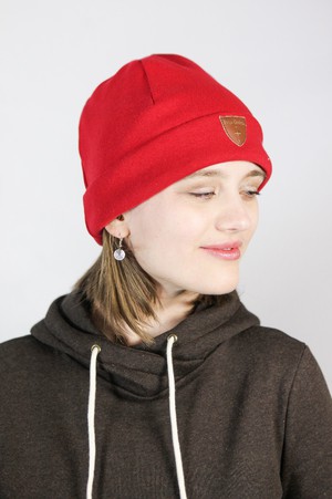 Sustainable beanie hat Basel, red from Frija Omina