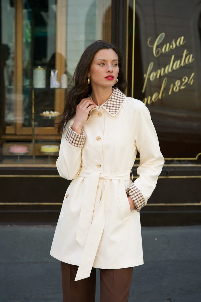 Charlie Short Trenchcoat from GAÂLA