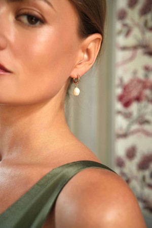 Florence Nightingale Pearl Earrings from GAÂLA
