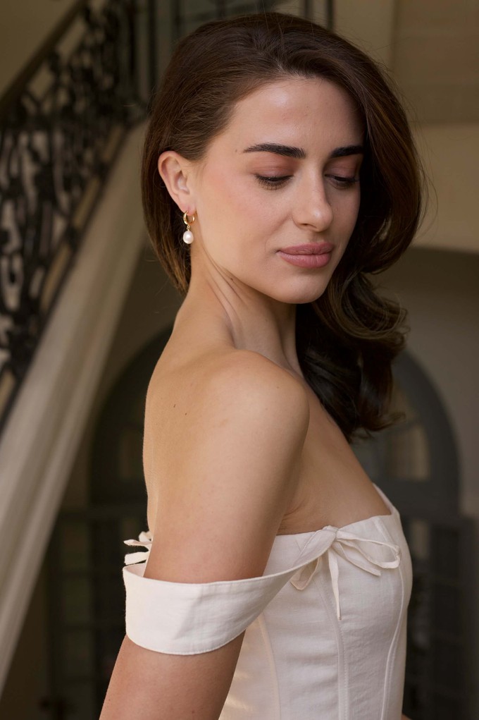 Florence Nightingale Pearl Earrings from GAÂLA