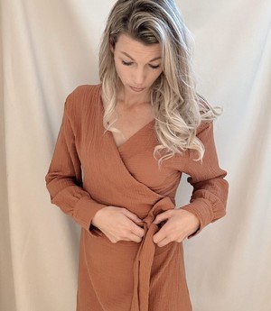 Wrap dress – Cognac from Glow - the store