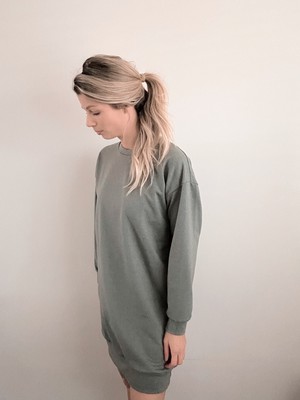 Sweater dress – Moss Green from Glow - the store