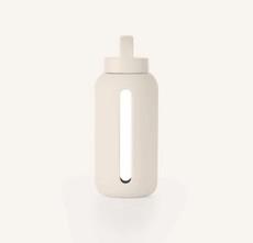 Drinking bottle | DAY BOTTLE | The Hydration Tracking Water Bottle | 800 ml | Salt via Glow - the store