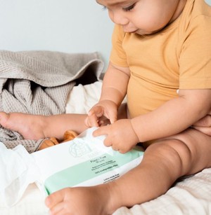 Naïf Plastic-free Wipes for Baby & Kids from Glow - the store