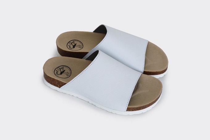 JENNY vegan slide-on |White APPLESKIN™  from Good Guys Go Vegan