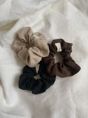 Scrunchies | Three-pack from gust.