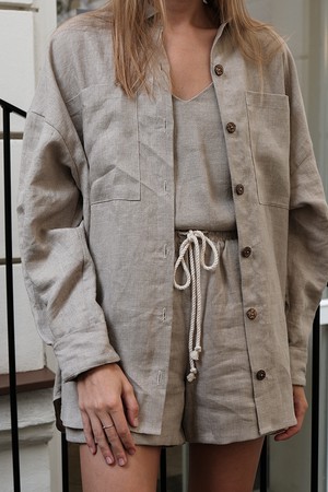 Oversized shirt from gust.