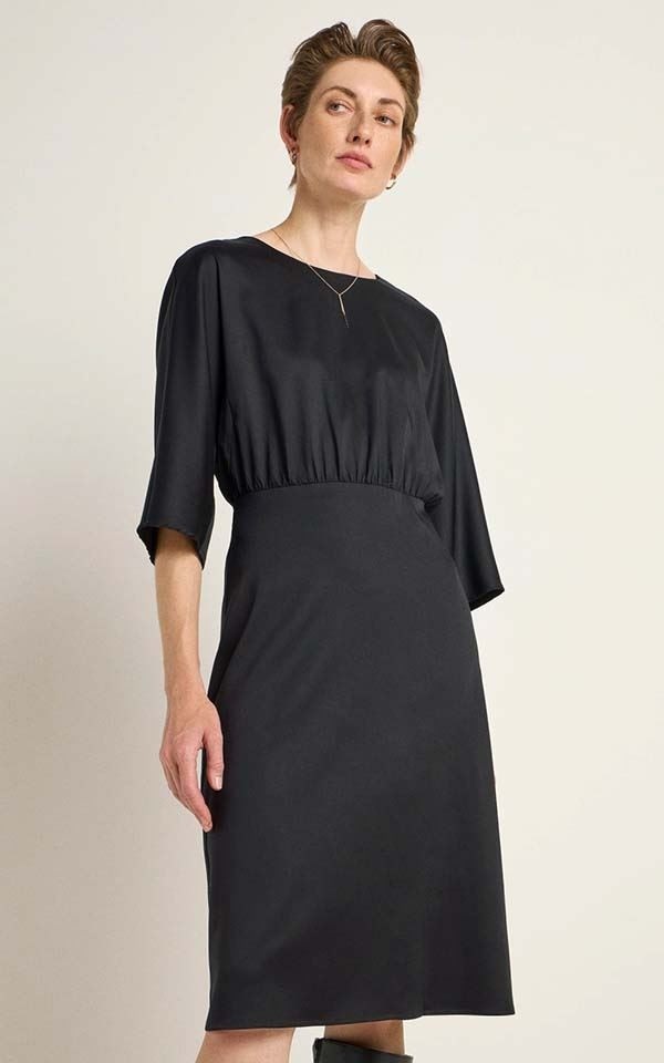 Dress Tencel from Het Faire Oosten