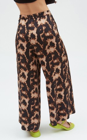 Pants Kasai Tie Dye Print from Het Faire Oosten