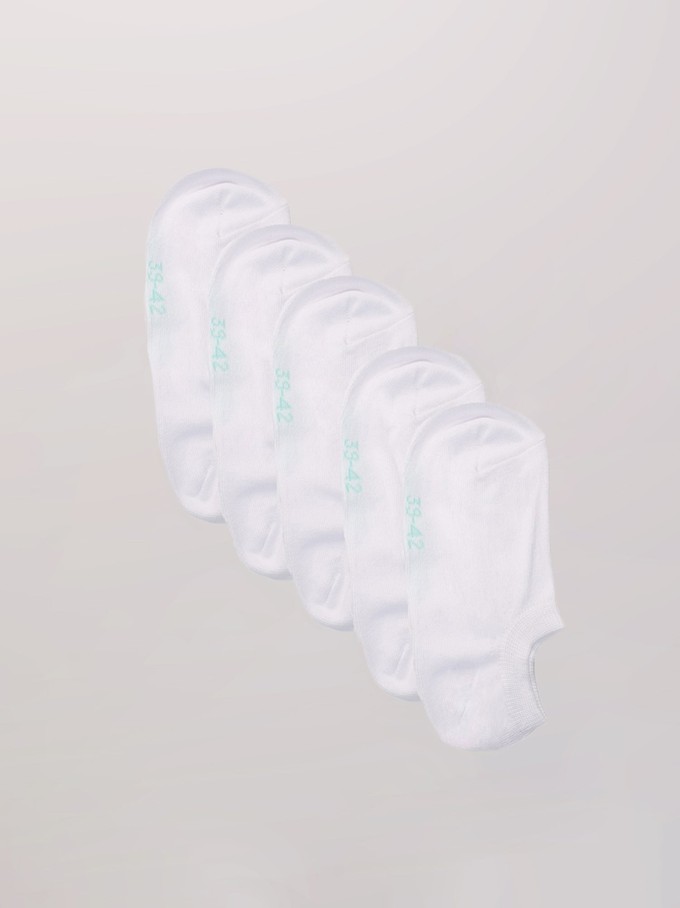 GIVEAWAY Sneaker Socks 5-Pack from Honest Basics