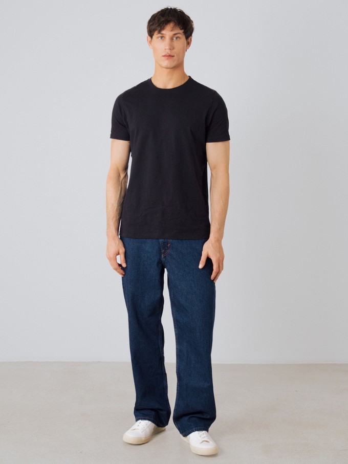 Men Basic T-shirt from Honest Basics
