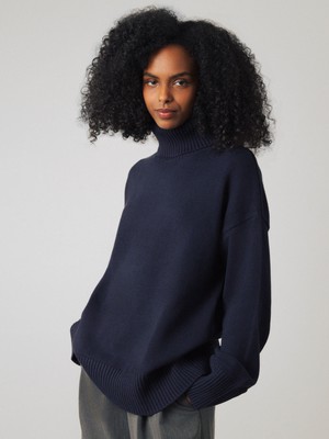 Chunky Turtleneck Women from Honest Basics