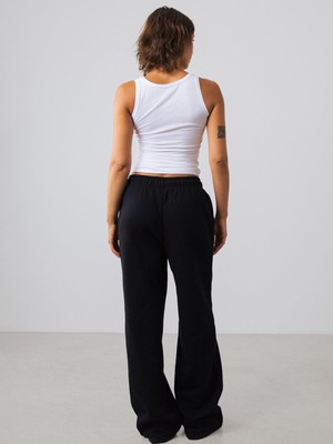 Wide Jogger Women from Honest Basics