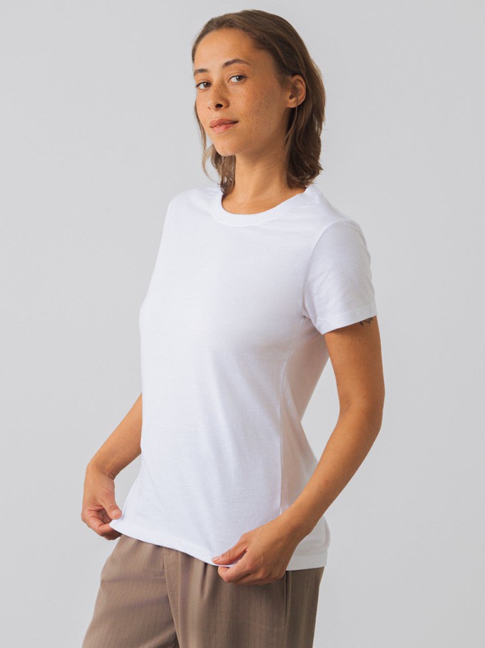 Women Basic T-shirt from Honest Basics