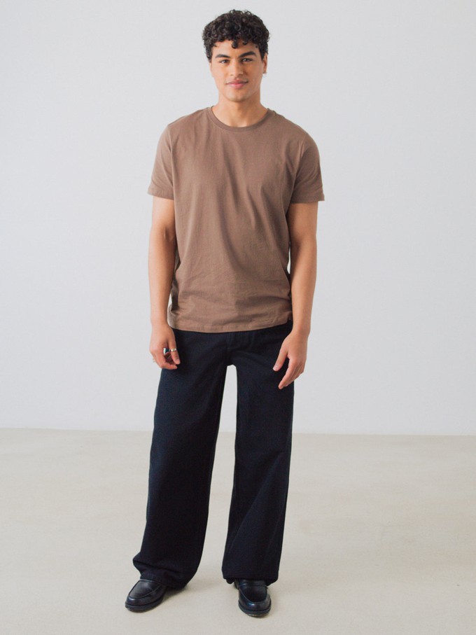 Men Basic T-shirt from Honest Basics