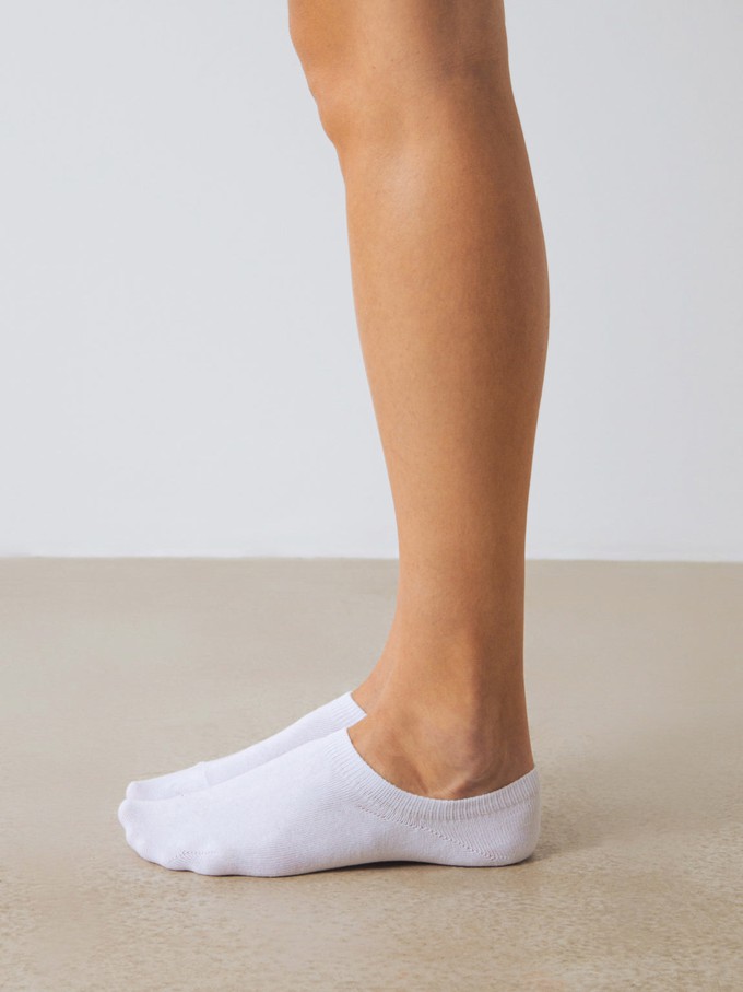 GIVEAWAY Sneaker Socks 5-Pack from Honest Basics