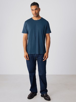 Men Basic T-shirt from Honest Basics