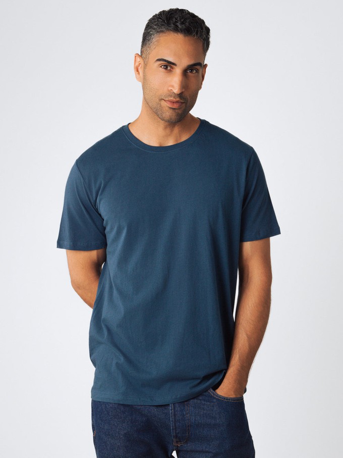 Men Basic T-shirt from Honest Basics
