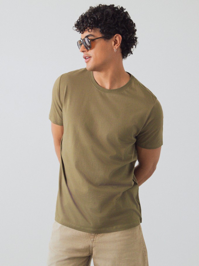 Men Basic T-shirt from Honest Basics