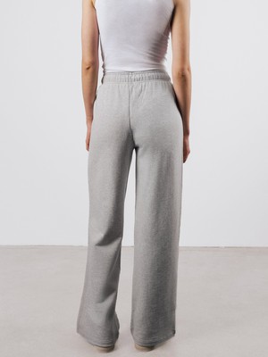 Light Wide Jogger Women from Honest Basics