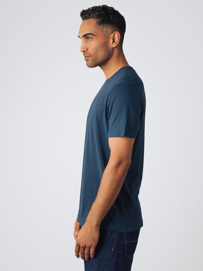 Men Basic T-shirt from Honest Basics