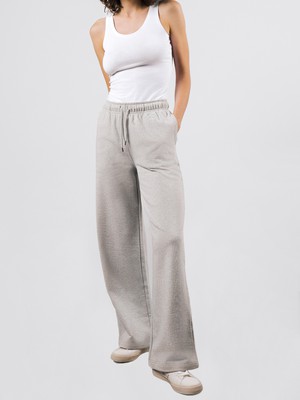 Light Wide Jogger Women from Honest Basics
