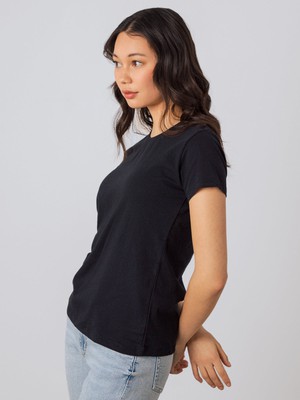 Women Basic T-shirt from Honest Basics