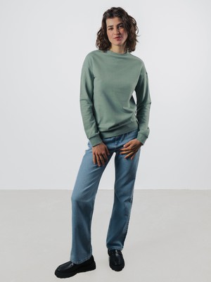 Light Crew Women from Honest Basics