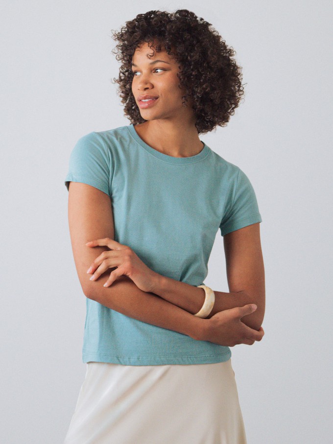 Women Basic T-shirt from Honest Basics