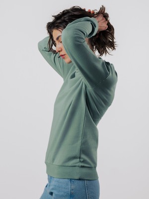 Light Crew Women from Honest Basics